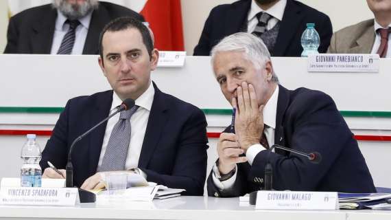 CONI, Malagò: "Perché non abbiamo riaperto insieme stadi e scuole?"
