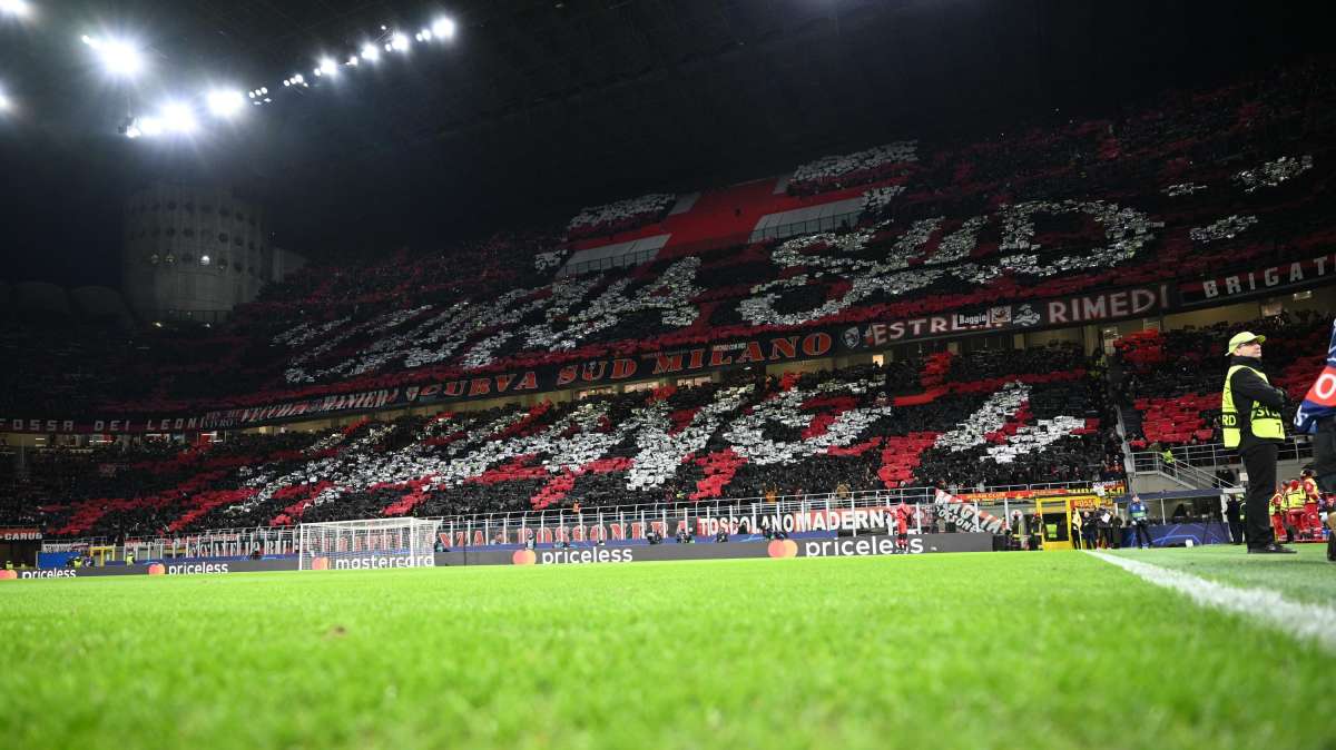 Milan e Inter come il Napoli, il Comune: "Per ristrutturare San Siro chiedono che diventi di loro proprietà"