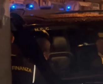Terminata la prima di "Ag4in": ADL e Conte insieme all'uscita dal cinema