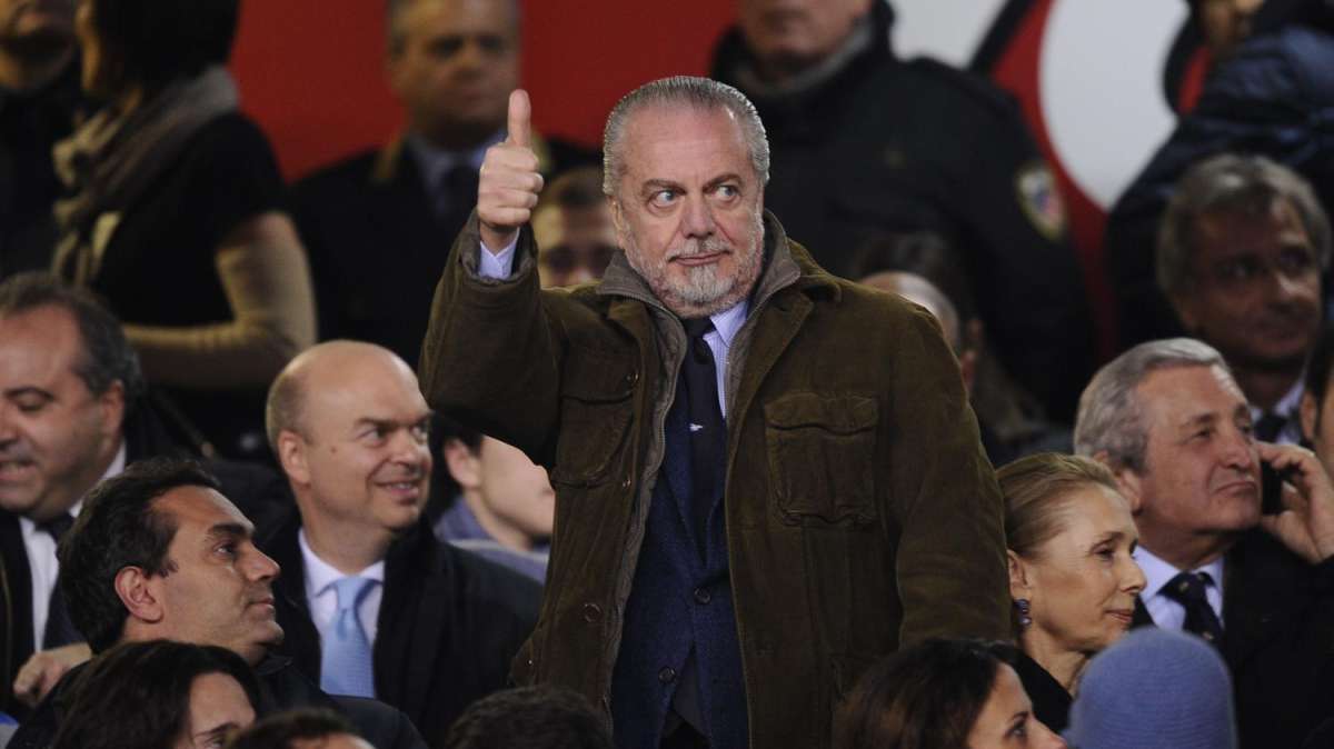 De Laurentiis: "E' il trofeo della rinascita, Napoli città campione anche nello sport"