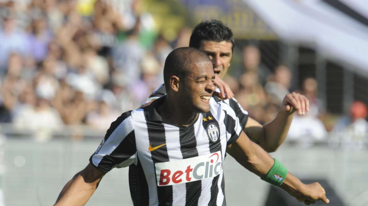 Pazza idea Mazzarri, primo top player un "flop" juventino: Walter vuole Felipe Melo!