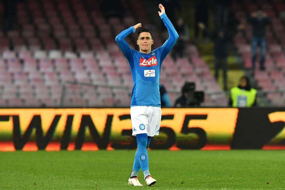 Arriva il primo cambio di Sarri: dentro Callejon, fuori Hamsik con Zielinski che torna mezzala