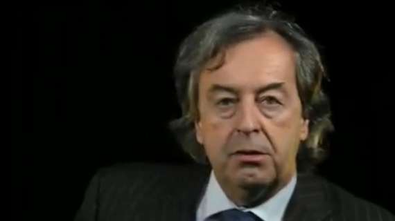 Burioni prende in giro CR7: "Benvenuto nel team dei virologi al collega Ronaldo"