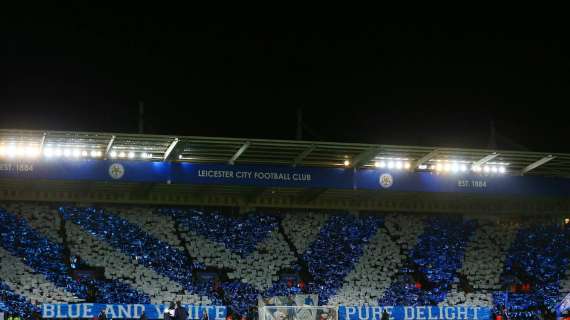 FOTO - Il Leicester City Stadium è già pronto per il Napoli: la super-coreografia dei tifosi