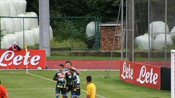 FOTO TN – Hamsik segna il primo gol stagionale: l’esultanza con Insigne e Callejon