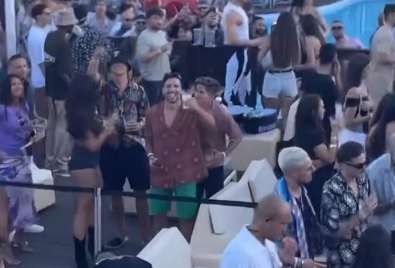 VIDEO – Gollini e Simeone si ritrovano all’Ushuaïa di Ibiza