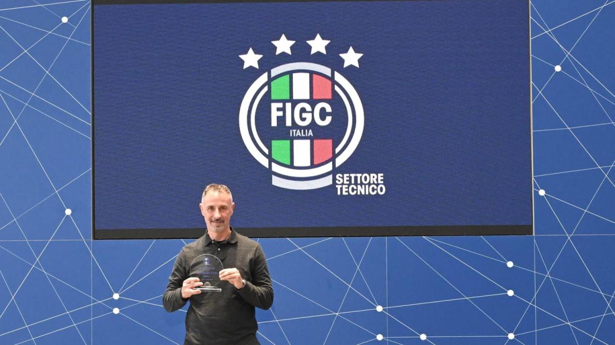 SSCNapoli, Coratti dopo il premio: "Lo condivido con Conte, club e collaboratori"