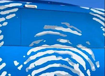 Biglietti polverizzati ma non solo: al Maradona scortato da centinaia di motorini