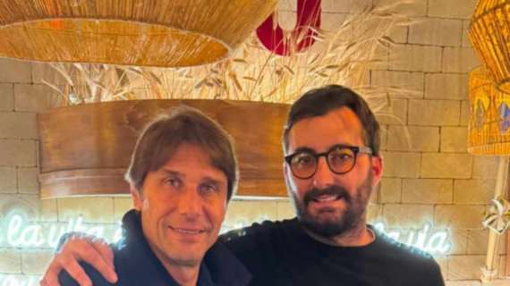 Serata in pizzeria per Antonio Conte: cena a Piazza Vittoria è stata svolta.