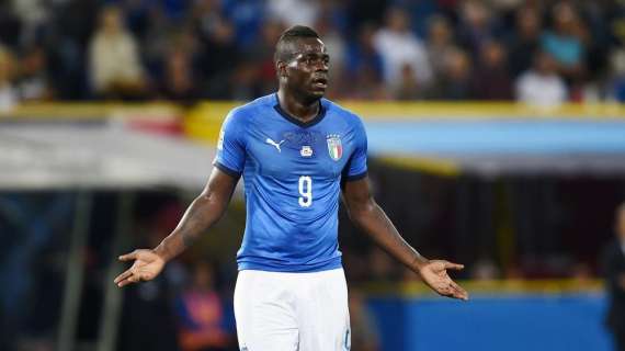 FOTO - Koulibaly sui social: "E voi, siete pronti?". Risponde il 'tifoso' azzurro Balotelli...