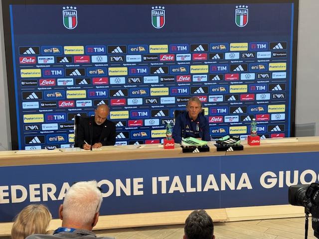 Italia, Mancini in conferenza: "Migliorare pressing e aggressività! Fischi? Sono normali"
