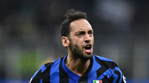 Inter, Calhanoglu: "Triplete? La mentalità del mister è giusta, ci dobbiamo provare"