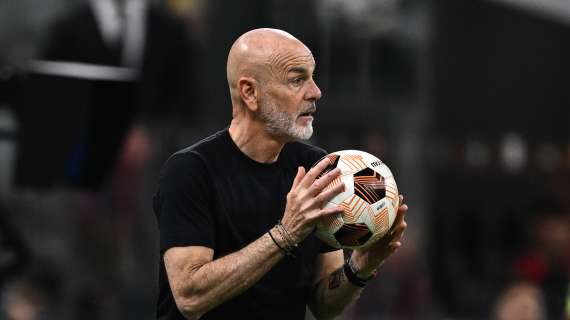 La Curva Sud del Milan scarica Pioli: "Ora bisogna cambiare allenatore!"
