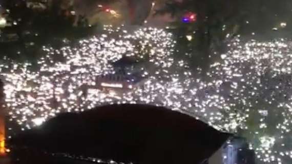 VIDEO - Trebisonda in festa per il Trabzonspor: folla oceanica tra le strade