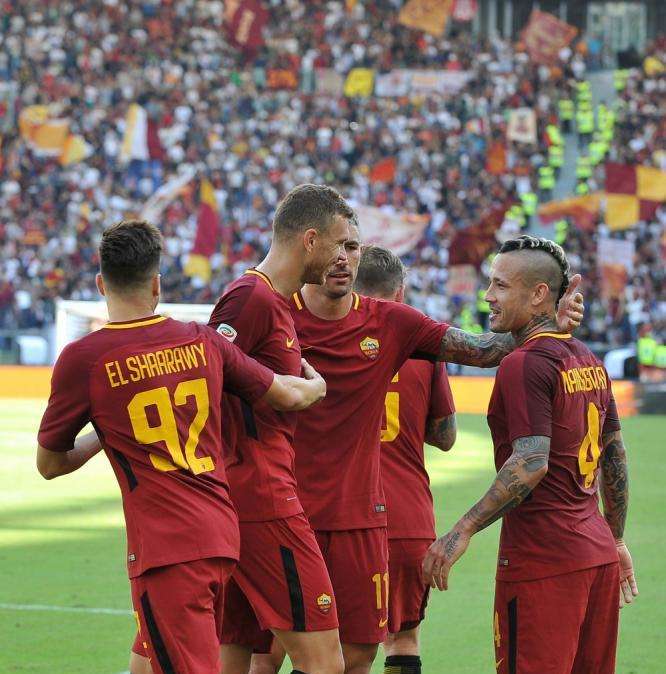 Da Roma: "Si parla solo dell'attacco del Napoli, ma non siamo inferiori: Dzeko fa un gol a partita da due anni!"