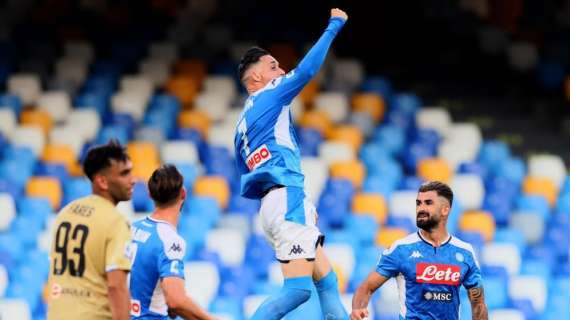 Il commento della Ssc Napoli: "Quinta vittoria di fila in campionato, ora vogliamo un luglio dipinto d'azzurro"