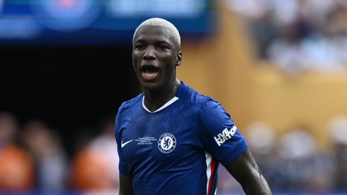 Chelsea, Caicedo in conferenza: "L'atmosfera al Maradona è incredibile"