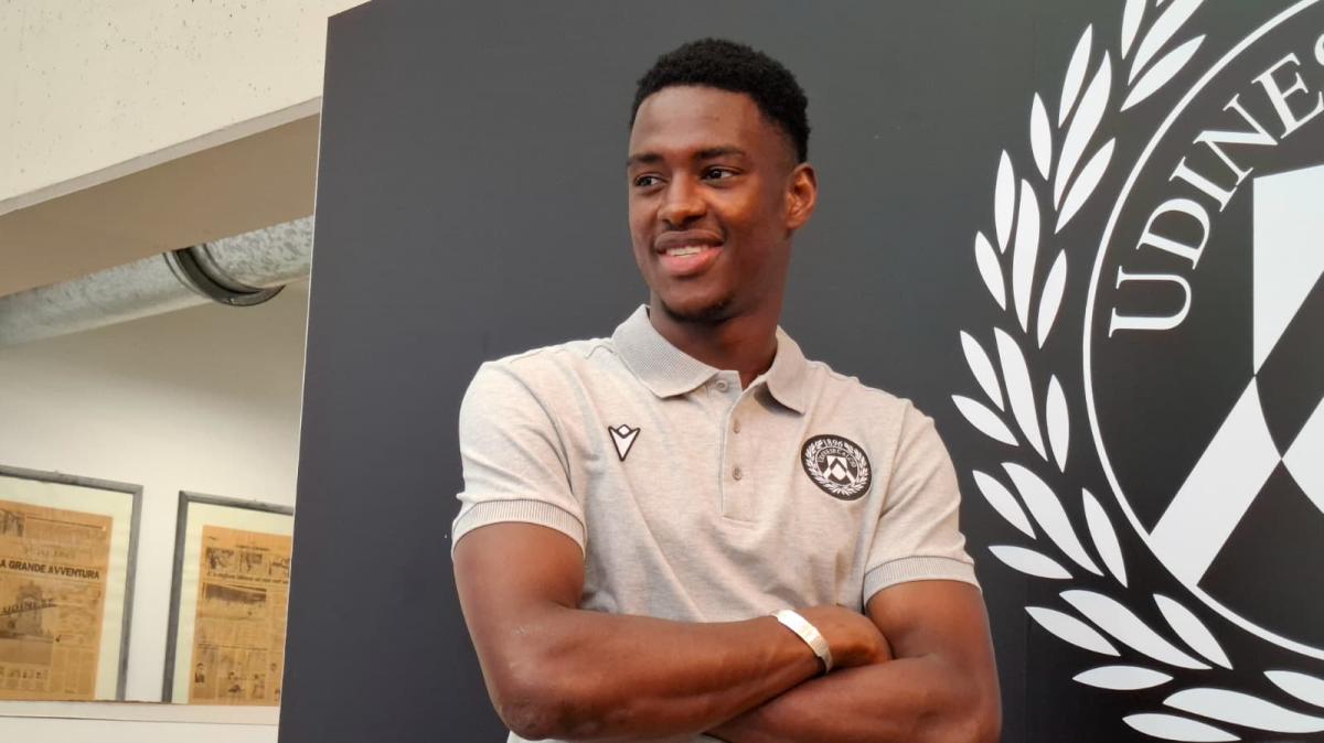 Udinese, grana Gueye: è stato fermato alla dogana con una patente falsa