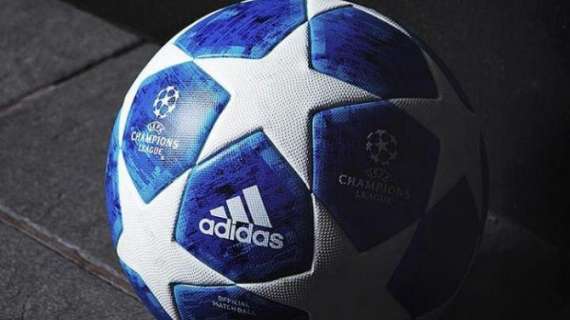 FOTO - Rivoluzione in Champions League: il nuovo pallone sarà blu, è stato svelato oggi
