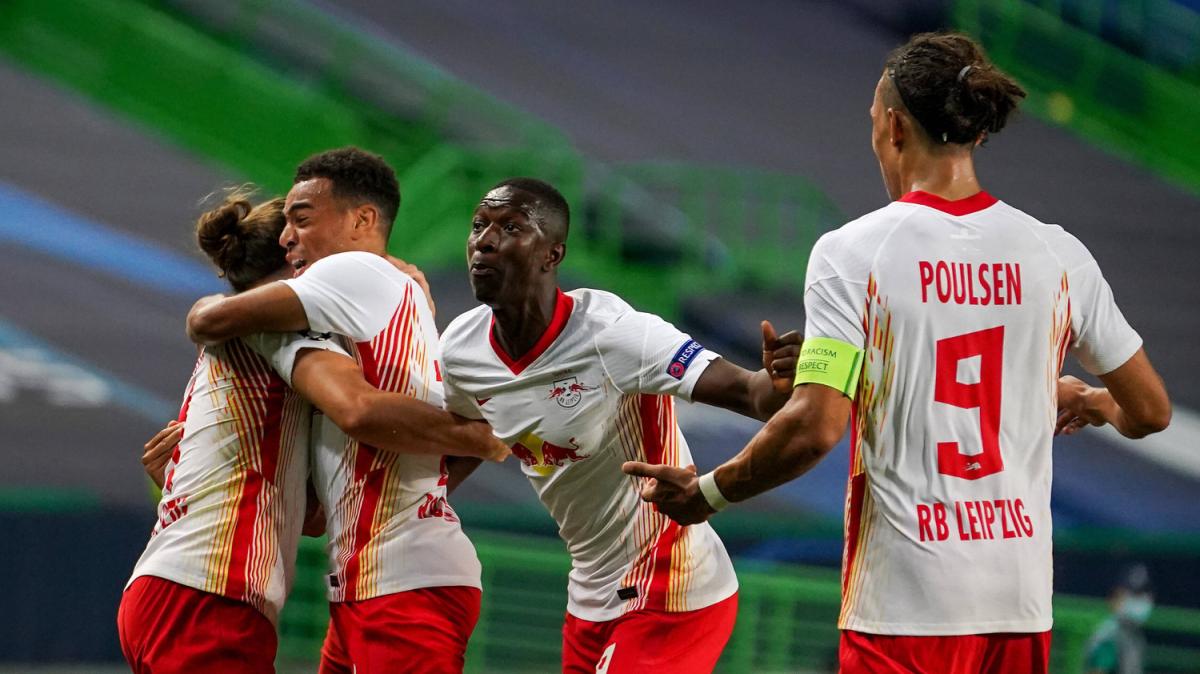 Nome nuovo per gennaio: anche il Napoli su Adams, il Bournemouth fissa il prezzo