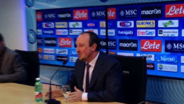 RILEGGI LIVE - Benitez: "Gara fondamentale per il secondo posto, è il primo obiettivo. Hamsik? Tornerà decisivo. Genoa e Livorno, dovevamo chiuderle. Zuniga? Si allena senza problemi..."