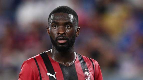Milan, Tomori sul rigore non dato al Napoli: "Ho toccato Osimhen, ma non c'era fallo"