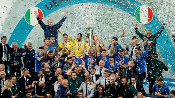Italia campione d'Europa! Esplode l'incredibile festa anche in tutta Napoli