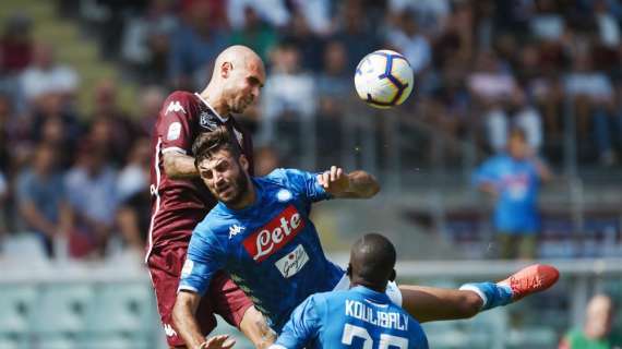 Tuttosport estasiato dal Napoli: "Torino umiliato, banda di Ancelotti sembra l'unica a poter strappare scudetto alla Juve"