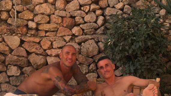Callejon e Cannavaro in vacanza insieme: i due ex azzurri si ritrovano