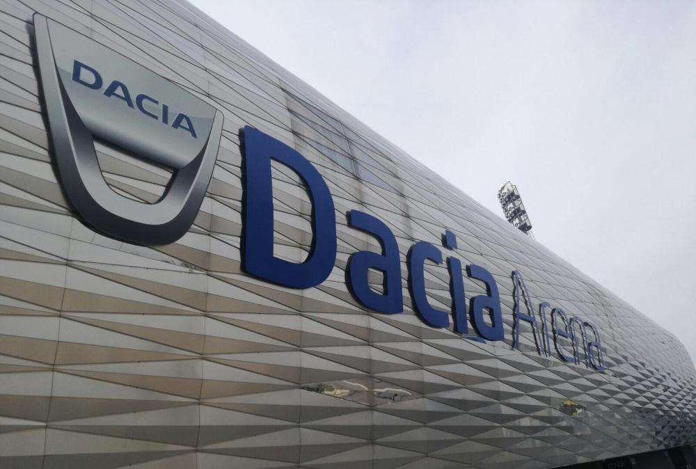 Sky - Clima teso ad Udine: tifoserie di Napoli ed Udinese a contatto, ci sono stati momenti di guerriglia