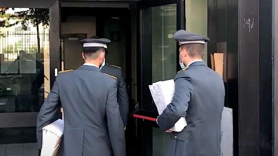 Lotta al 'pezzotto', maxi-operazione della GdF: beccati oltre 2mila utenti, scattano le multe