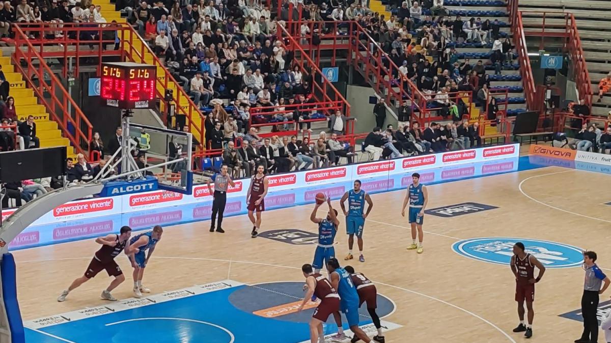 Sconfitta amara all'Alcott Arena: Napoli Basket ko contro Trapani