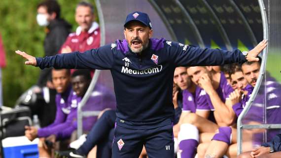 Fiorentina, Italiano bacchetta Amrabat: “E’ limitato se gioca solo a due. Deve migliorare"