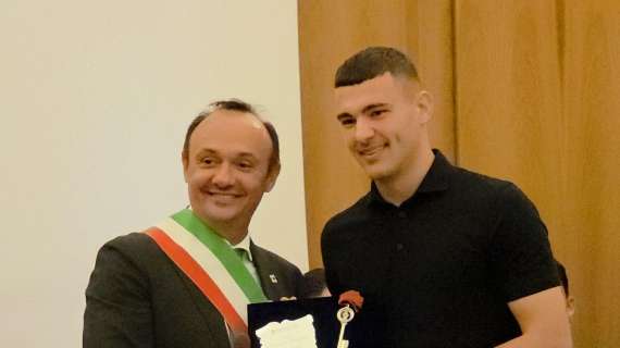 Buongiorno riceve le chiavi della città di Cardito: "Fiero di avere queste origini, che emozione!"