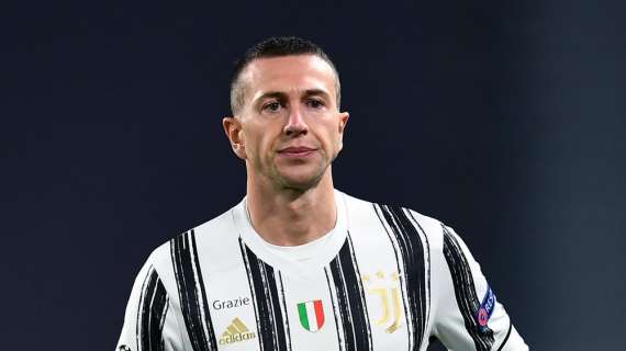 Juventus-Genoa, le formazioni ufficiali: Bernardeschi terzino sinistro