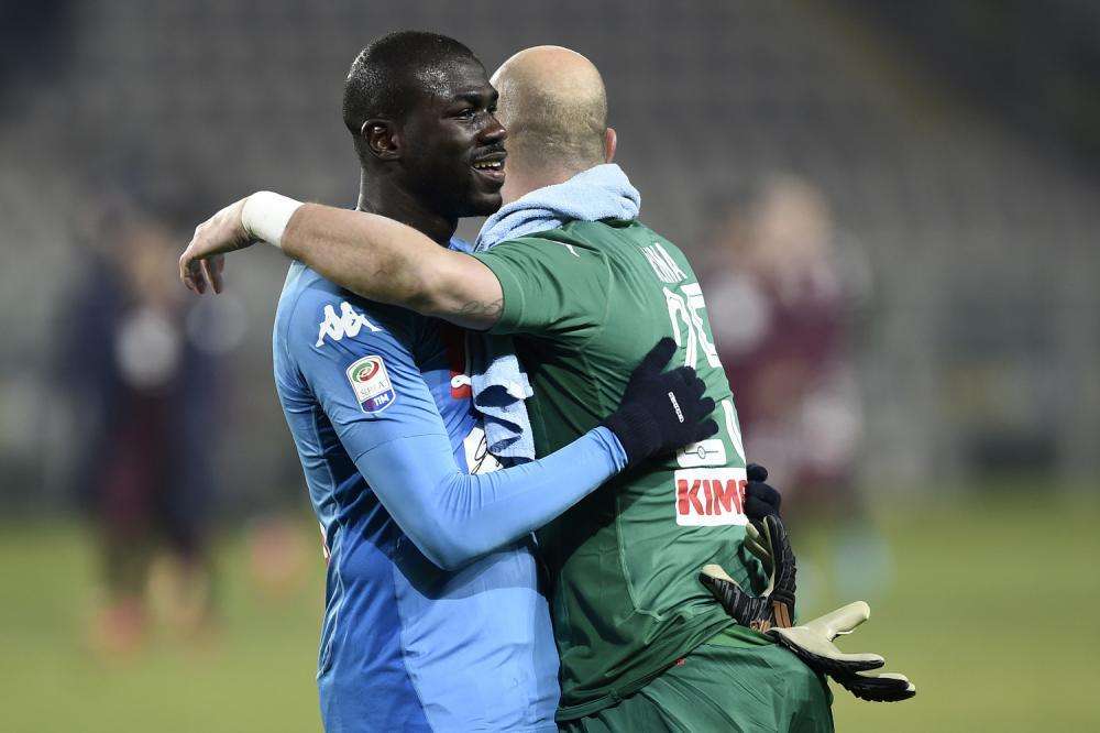 Il commento della Ssc Napoli: "Tornano spettacolo e record! Hamsik raggiunge Diego, gli azzurri come nell'87..."