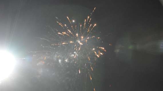 VIDEO - Mondo con piazze deserte, ma a Wuhan in migliaia in piazza per il Capodanno