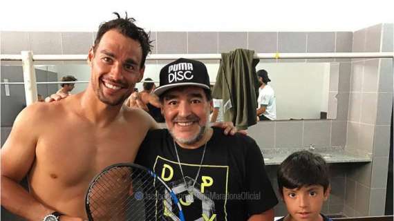 FOTO - Coppa Davis, l'Italia batte l'Argentina con Fognini che poi si immortala con Maradona: "El D10S"