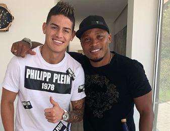 FOTO - Zuniga e James insieme: lo scatto sui social, incontro per parlare di Napoli?