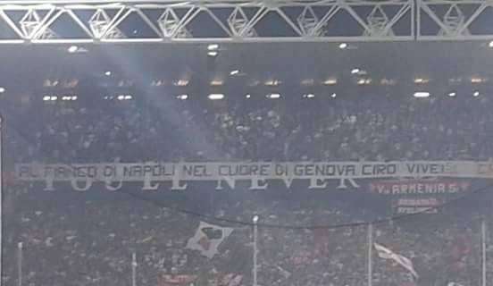 FOTO Splendido striscione dei genoani