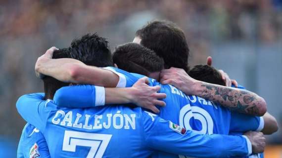 Il Napoli di Sarri è già nella storia: 8 vittorie consecutive, nemmeno Maradona ci era riuscito!