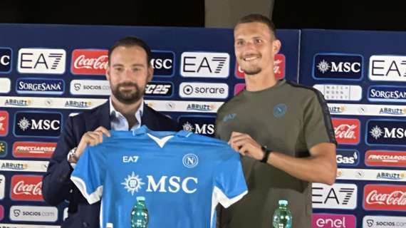 Marin posa insieme a Manna con la nuova maglia: scelto il numero