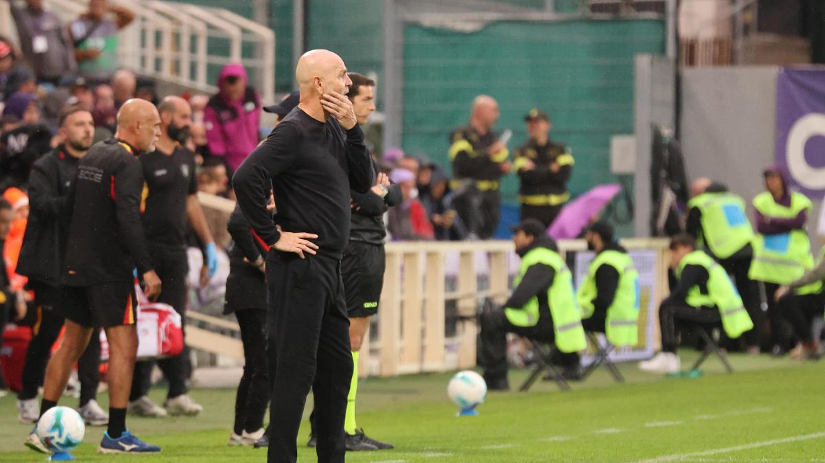 Fiorentina in silenzio stampa, riflessioni in corso su Pioli: squadra in ritiro