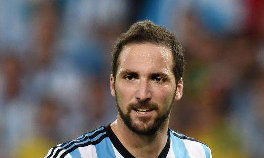 Martino accontenta Benitez: Higuain resta in panchina durante Argentina-Ecuador
