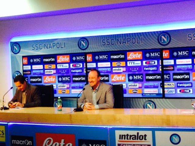 Benitez: "Mertens sta bene. Juve con 300mln di fatturato ha la rosa più forte. Il Napoli cresce e arriverà a lottare ogni anno per il titolo. Mourinho? Attacca tutti... con metà dei suoi soldi lo buttai fuori"