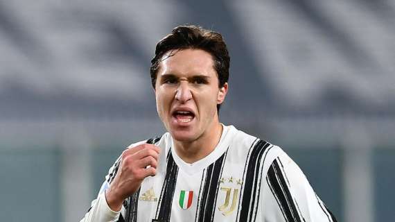 Juve, per Gazzetta non c'era rigore su Chiesa: "Leggero contatto, errore di Doveri"