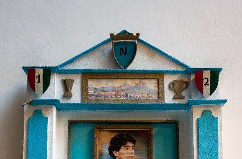 Galeano: "Che emozione l'altare per Maradona" 