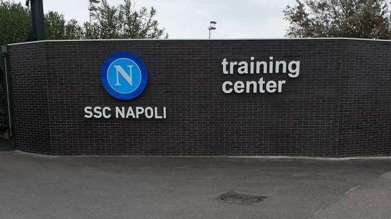 RILEGGI LIVE - Caos Napoli: comunicato duro contro la squadra, responsabilità affidata ad Ancelotti e silenzio stampa