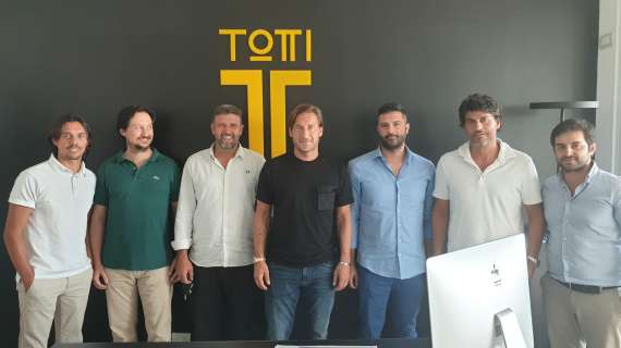 UFFICIALE - Totti diventa agente sportivo: ora potrà operare sul mercato