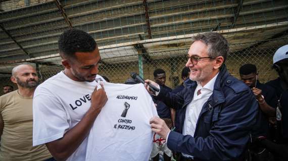 Juan Jesus torna sul caso Acerbi e si commuove parlando ai bambini di una scuola calcio